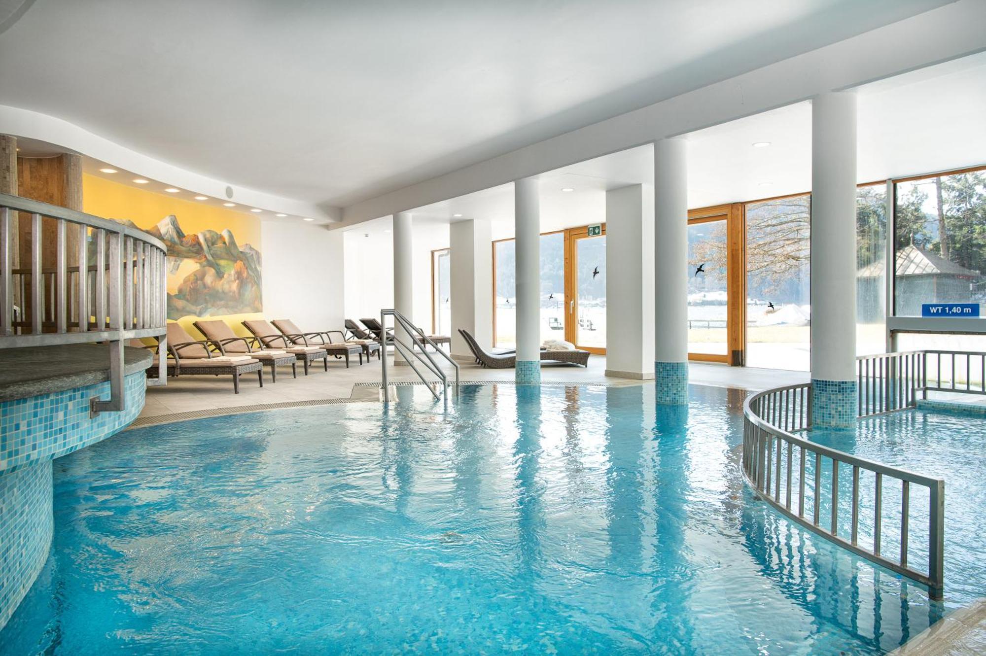 Seehotel Urban Bodensdorf Bagian luar foto